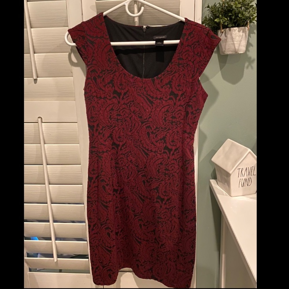 Ann Taylor Red and Black Floral Dress